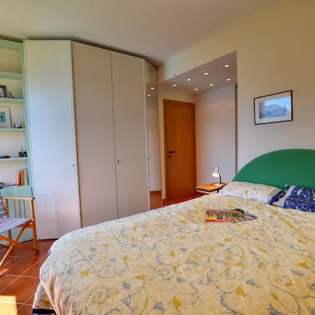2-bedroom Lakeview Bella Gaeta * 산 시로