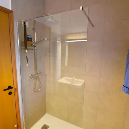 2-bedroom Lakeview Bella Gaeta Apartman *
