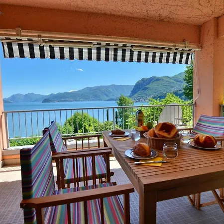 Appartamento 2-bedroom Lakeview Bella Gaeta